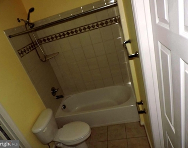 9315 Rustic Breeze Court - Photo Thumbnail 13