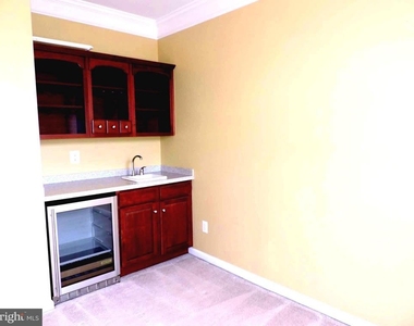 9315 Rustic Breeze Court - Photo Thumbnail 11