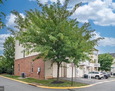 14158 Cannondale Way - Photo Thumbnail 21