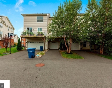 43140 Whelplehill Terrace - Photo Thumbnail 23