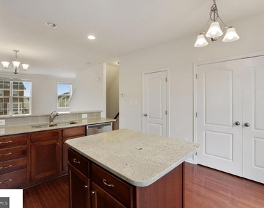 43140 Whelplehill Terrace - Photo Thumbnail 4