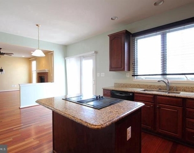 22817 Nichols Farm Way - Photo Thumbnail 6