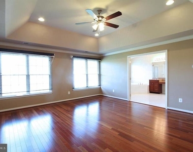 22817 Nichols Farm Way - Photo Thumbnail 11