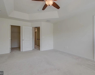 22648 Vienna Terrace - Photo Thumbnail 17