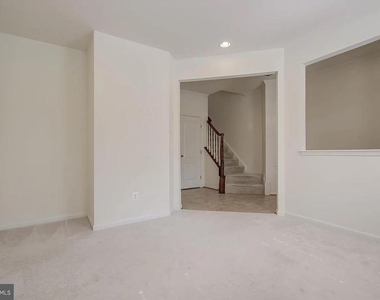 22648 Vienna Terrace - Photo Thumbnail 2