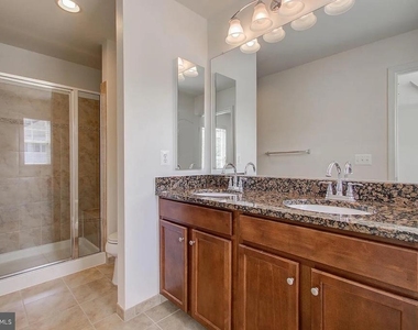 22648 Vienna Terrace - Photo Thumbnail 15