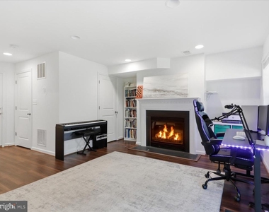 25114 Harpenden Terrace - Photo Thumbnail 20
