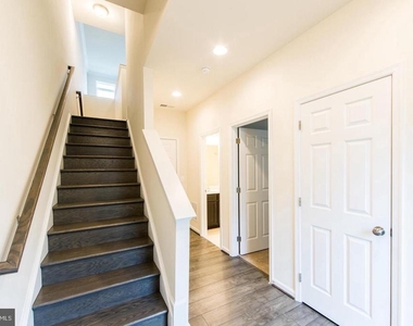 206 Apsley Terrace - Photo Thumbnail 23