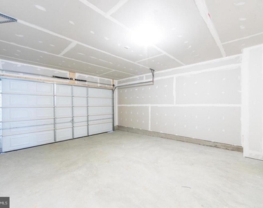 206 Apsley Terrace - Photo Thumbnail 12