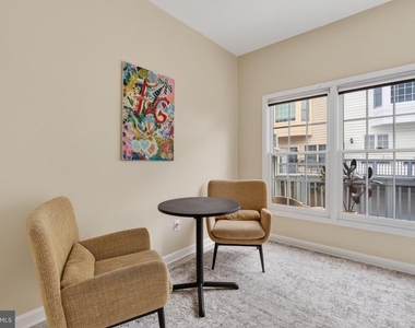8814 Hunting Lodge Court - Photo Thumbnail 15