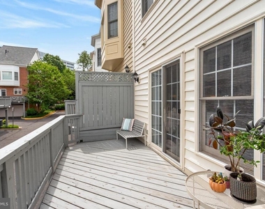 8814 Hunting Lodge Court - Photo Thumbnail 48