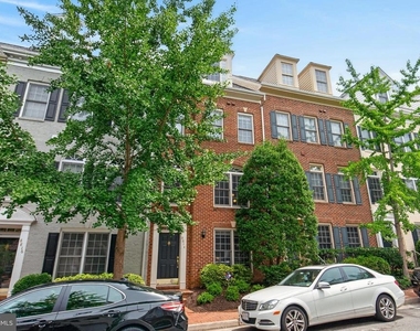8814 Hunting Lodge Court - Photo Thumbnail 50