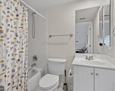 8814 Hunting Lodge Court - Photo Thumbnail 41