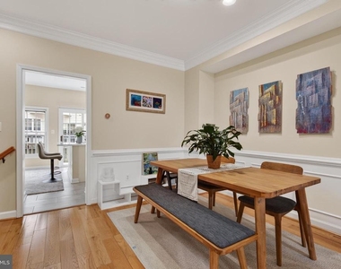 8814 Hunting Lodge Court - Photo Thumbnail 20