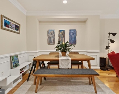 8814 Hunting Lodge Court - Photo Thumbnail 19