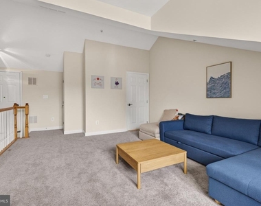 8814 Hunting Lodge Court - Photo Thumbnail 44