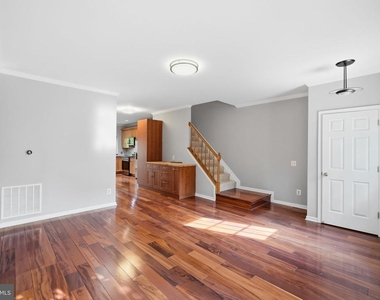 12109 Wedgeway Court - Photo Thumbnail 19
