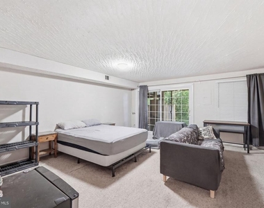 12109 Wedgeway Court - Photo Thumbnail 22