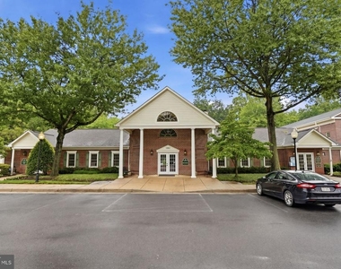 12109 Wedgeway Court - Photo Thumbnail 32