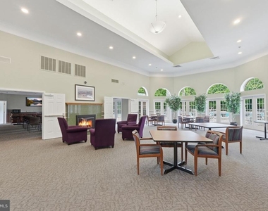 12109 Wedgeway Court - Photo Thumbnail 34