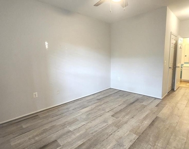 3009 Nicosh Circle - Photo Thumbnail 22