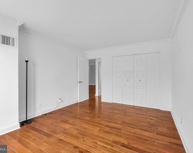 1800 Old Meadow Road - Photo Thumbnail 21