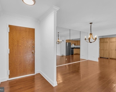1800 Old Meadow Road - Photo Thumbnail 10