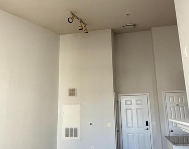 2791 Centerboro Drive - Photo Thumbnail 2