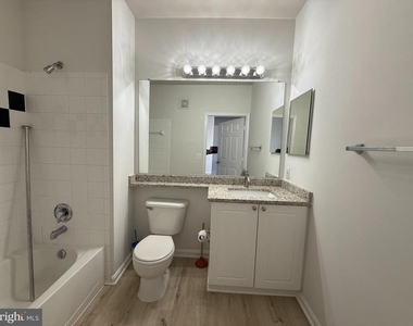 2791 Centerboro Drive - Photo Thumbnail 10