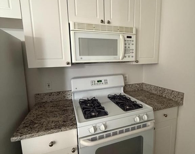 2791 Centerboro Drive - Photo Thumbnail 6