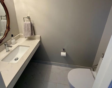 4722 Minor Circle - Photo Thumbnail 5