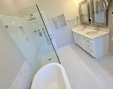 4722 Minor Circle - Photo Thumbnail 27