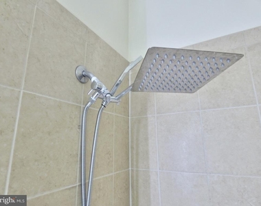 11800 Sunset Hills Road - Photo Thumbnail 16