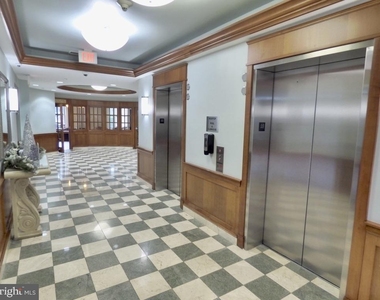 11800 Sunset Hills Road - Photo Thumbnail 30