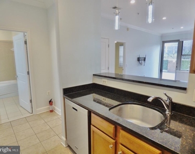 11800 Sunset Hills Road - Photo Thumbnail 6