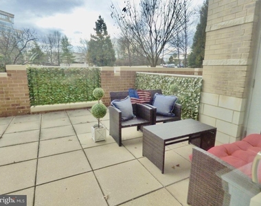 11800 Sunset Hills Road - Photo Thumbnail 28