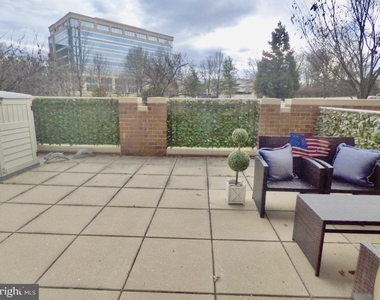 11800 Sunset Hills Road - Photo Thumbnail 29