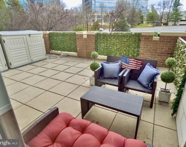 11800 Sunset Hills Road - Photo Thumbnail 27