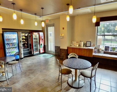 11800 Sunset Hills Road - Photo Thumbnail 38