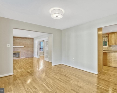 5021 Fleming Drive - Photo Thumbnail 19
