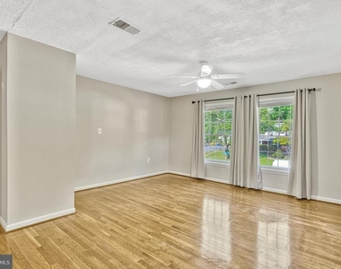 5021 Fleming Drive - Photo Thumbnail 32