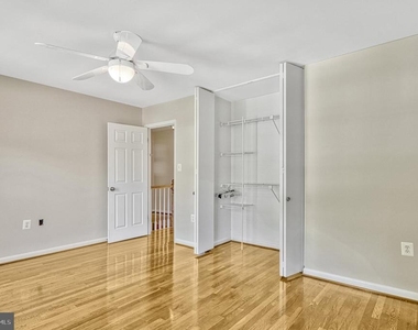 5021 Fleming Drive - Photo Thumbnail 37