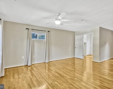 5021 Fleming Drive - Photo Thumbnail 35