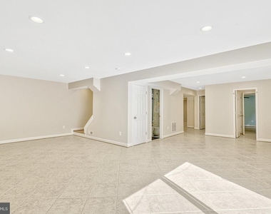 5021 Fleming Drive - Photo Thumbnail 45