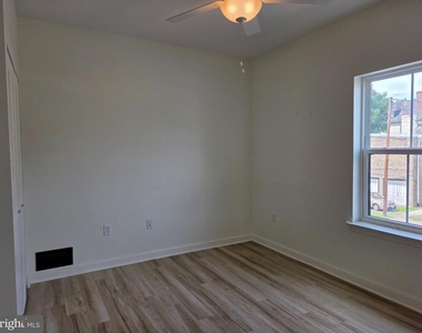 102 Hanover Street - Photo Thumbnail 14