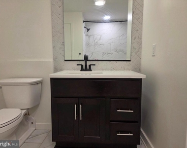 102 Hanover Street - Photo Thumbnail 16