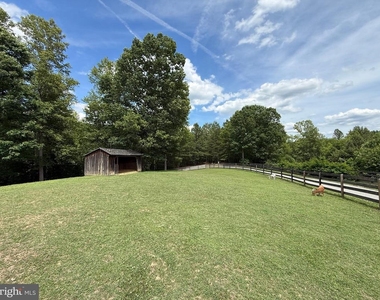 17493 American Way - Photo Thumbnail 2