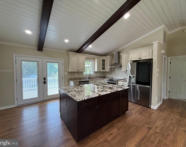 17493 American Way - Photo Thumbnail 9