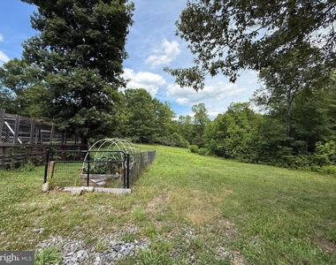 17493 American Way - Photo Thumbnail 38