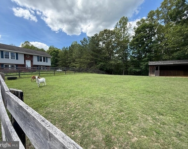 17493 American Way - Photo Thumbnail 1